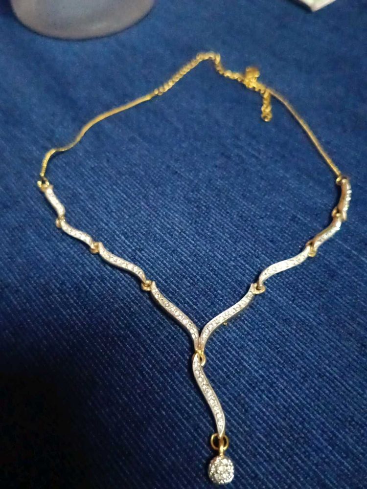 Sparkling Gold Necklace
