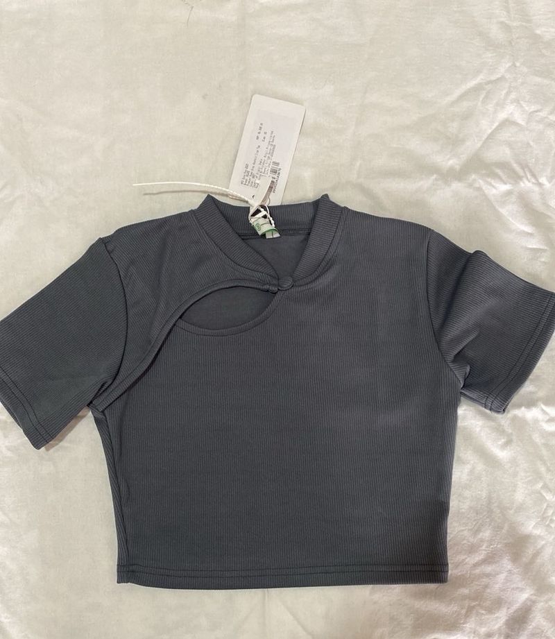 Ribbed Cut-Out Crop Top