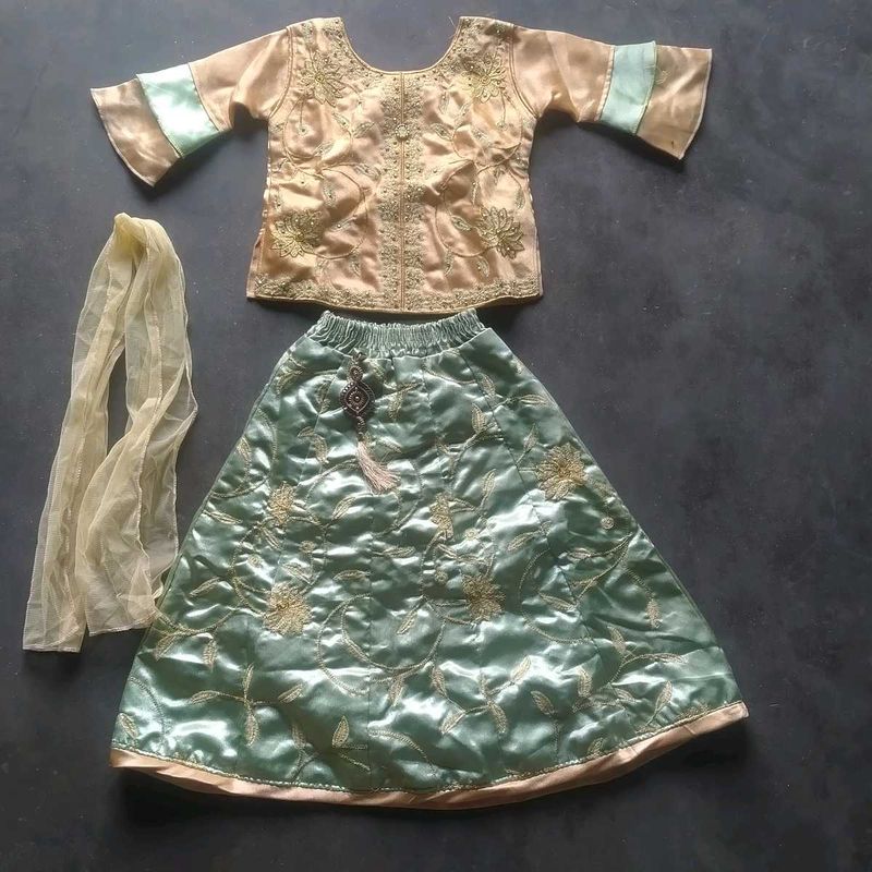 Girls Lehnga