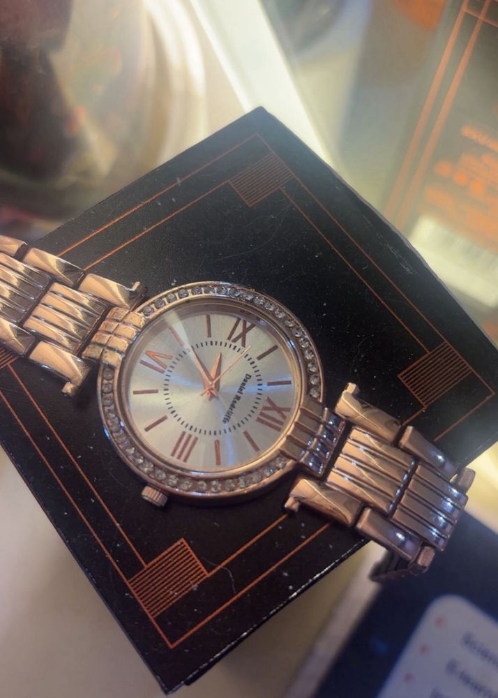 Elegant Rose Gold Crystal Watch
