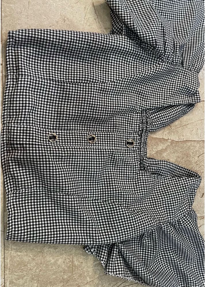 Chic Gingham Crop Top