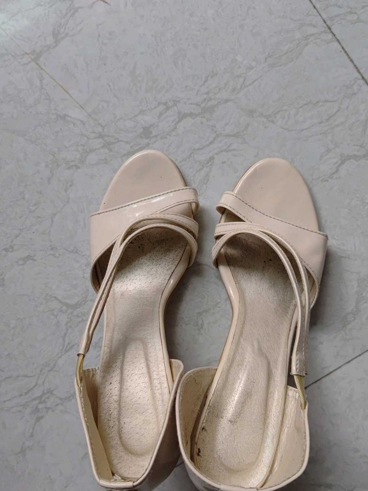 Elegant Cream Strappy Heels 8.7" length