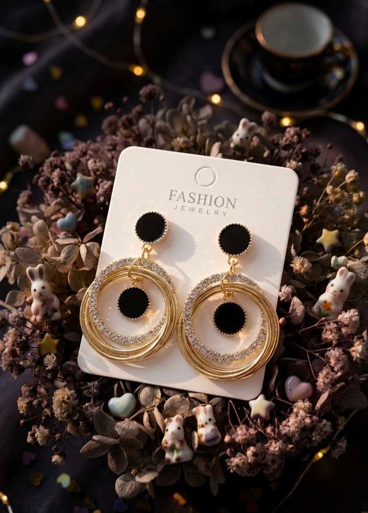 Elegant Double-Hoop Statement Earrings