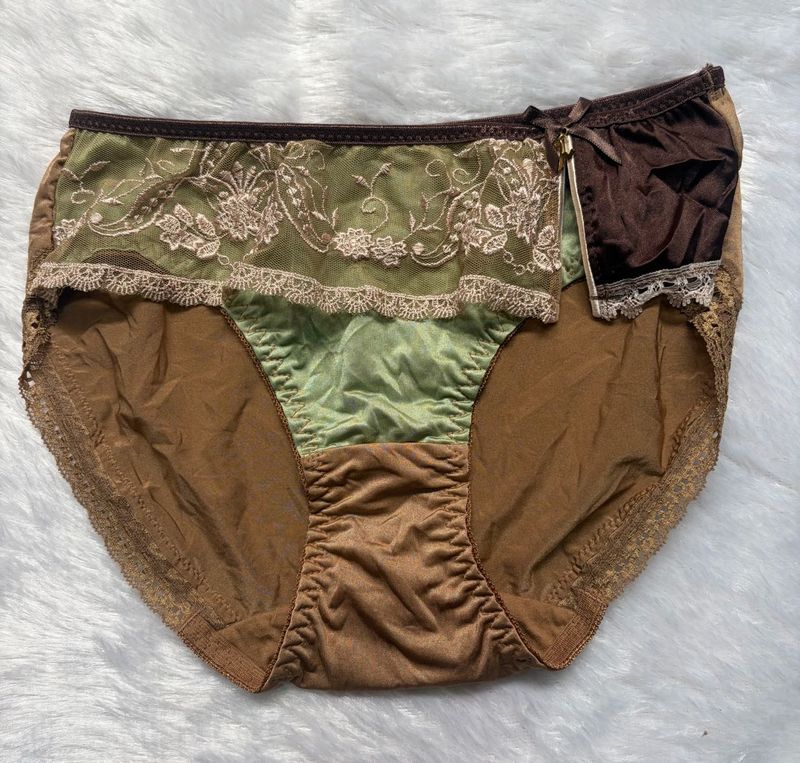 Lace Trimmed Briefs