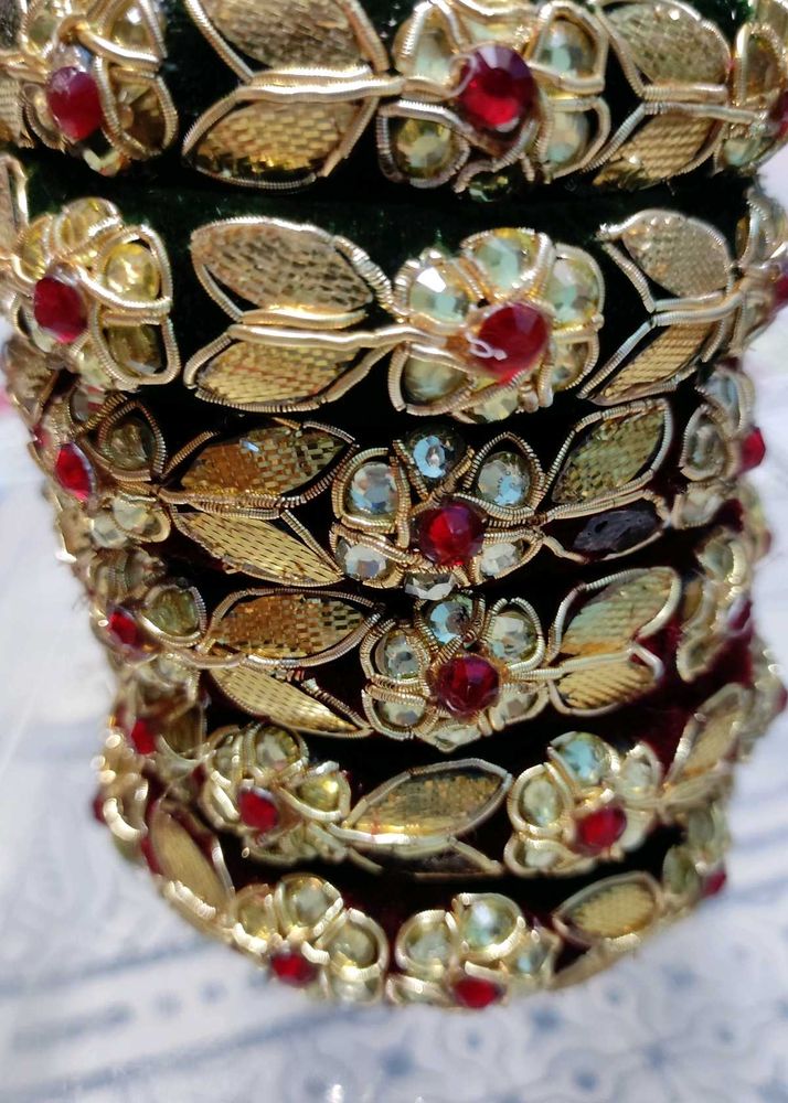 Floral Bangle Set - Gold &amp; Red nd mattle  s