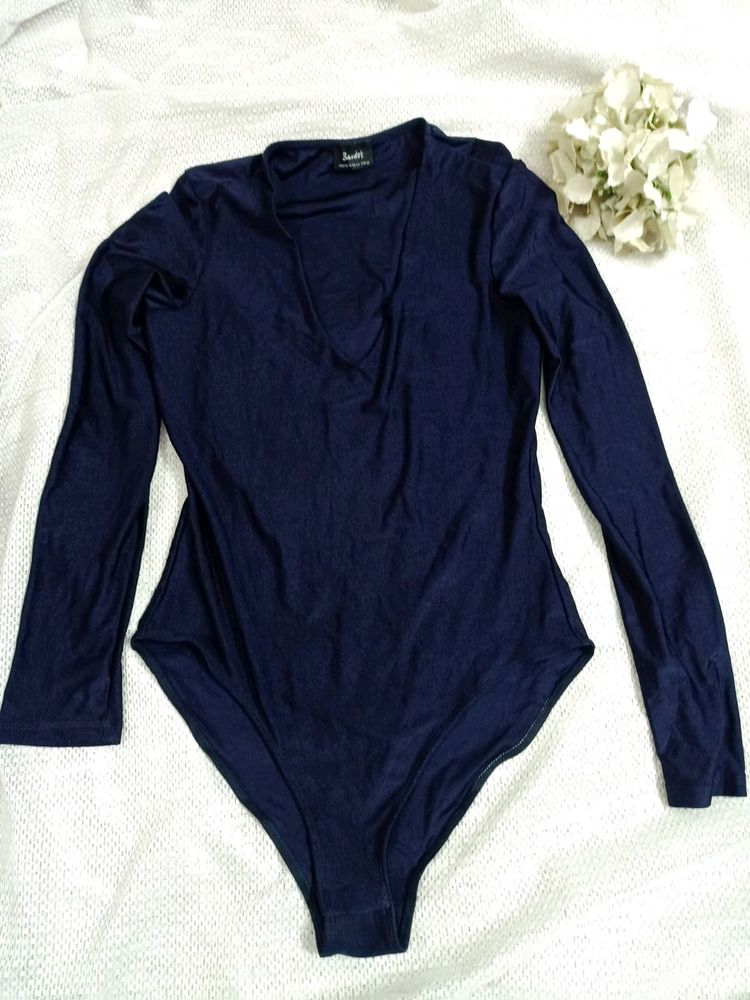 Bardot Navy Blue bodysuit ✨