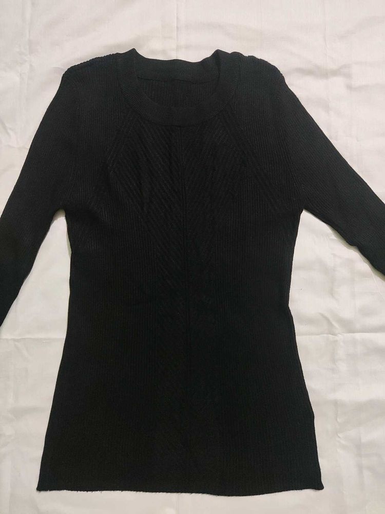 Chic Black Ribbed Long Sleeve Top