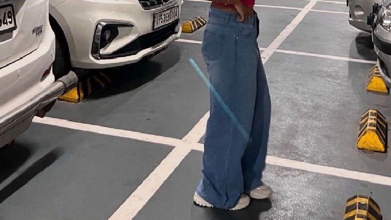 Newme Asia high waist jeans not worn
