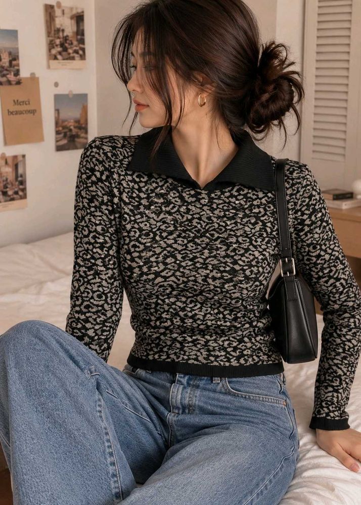 Chic Leopard Print Collared Sweater