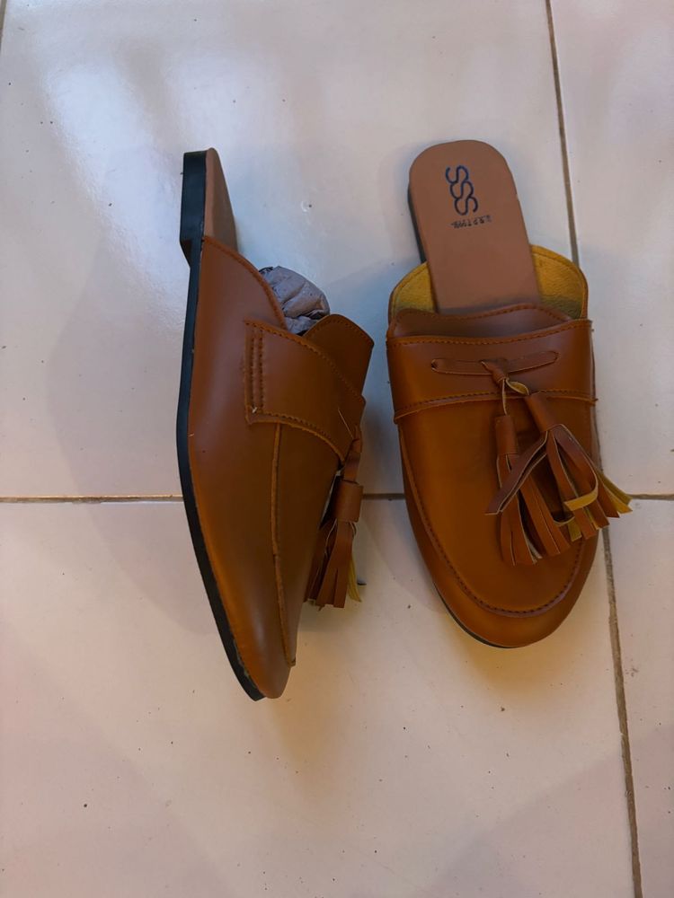 Stylish Brown Tassel Mules