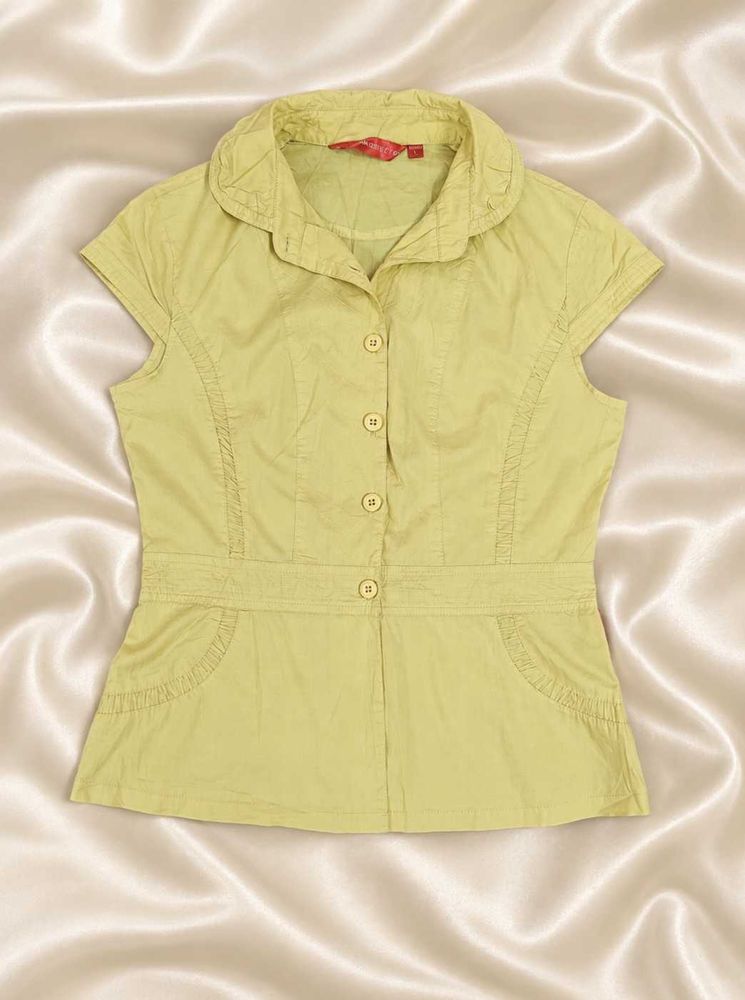 Chic Sleeveless Button-Up Top