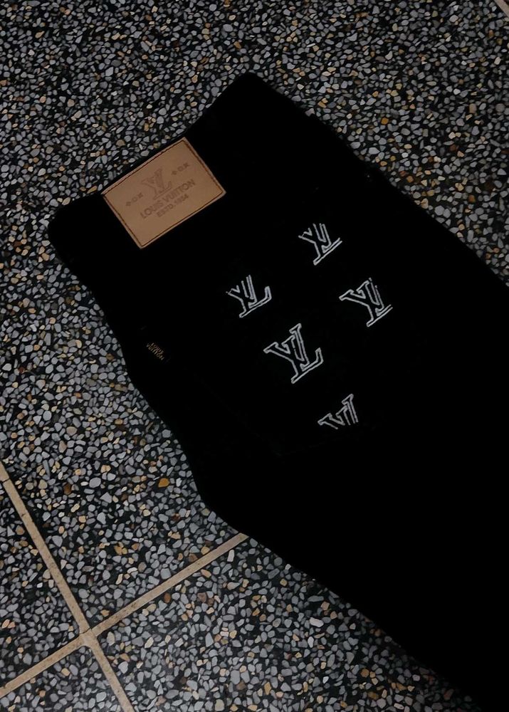LV Jet black Jeans👖