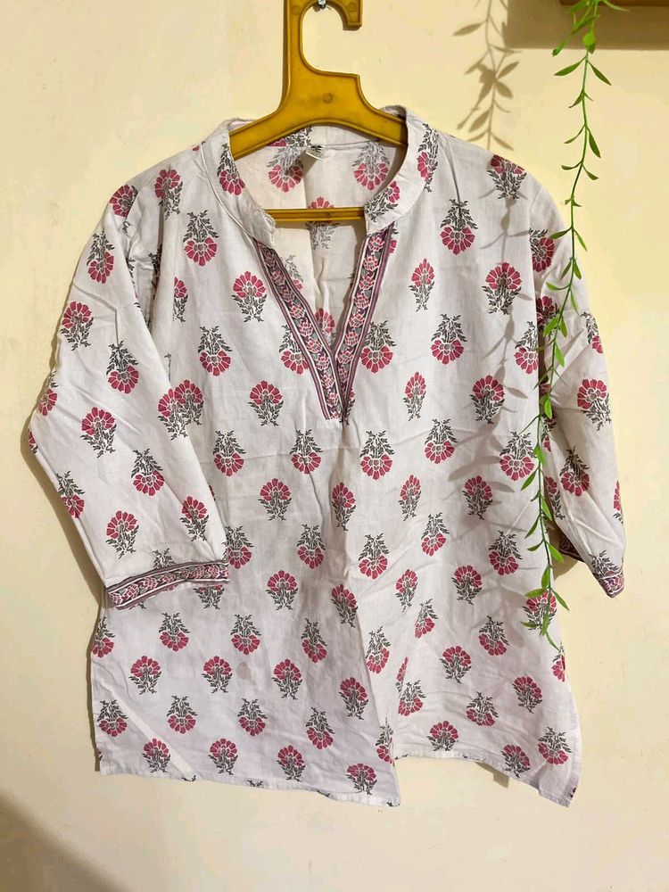 White Cotton Kurta with Pink Floral Print