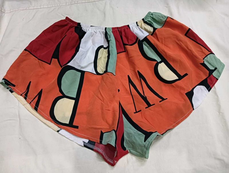 Colorful Graphic🖤🖤. Print Shorts
