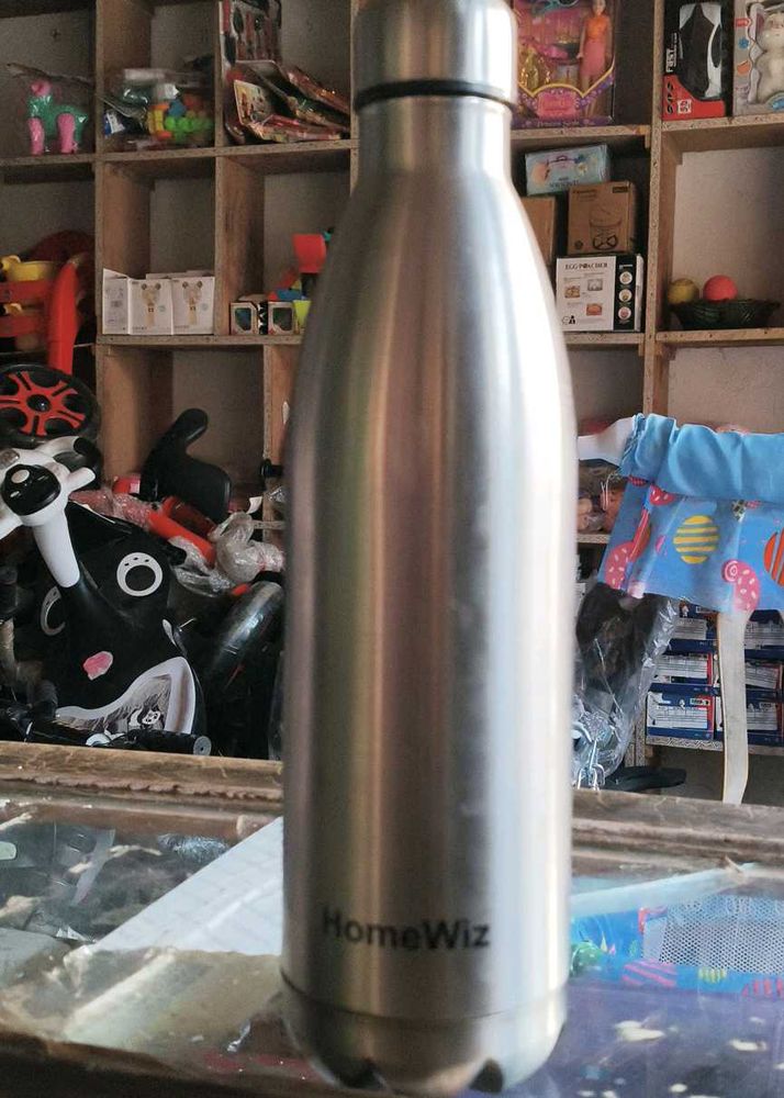 Insulated water bottle 100
