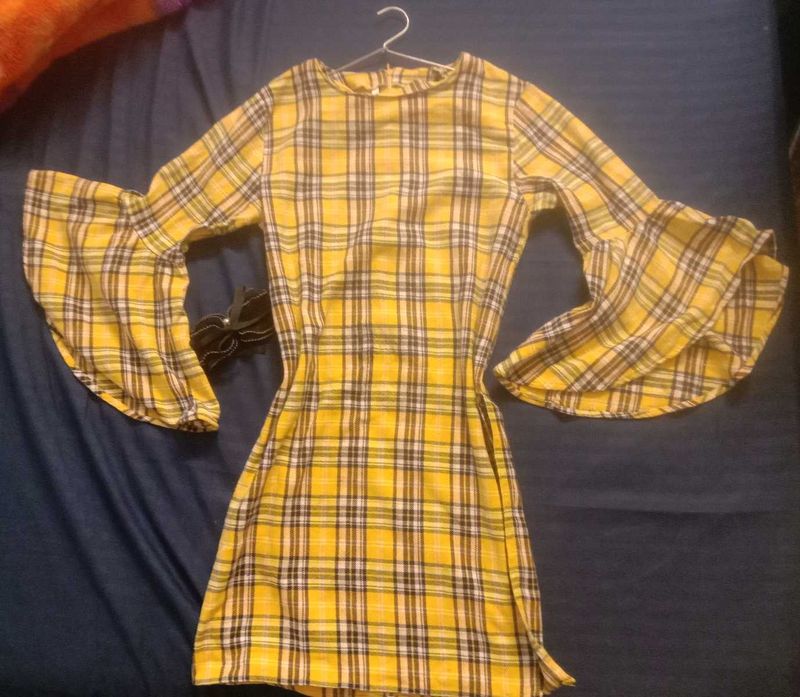Babydoll yellow plaid top/dress with bell sleeves