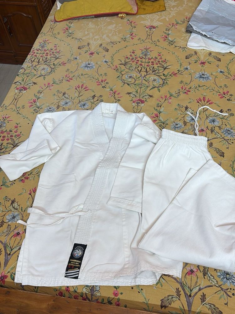 Karate dress