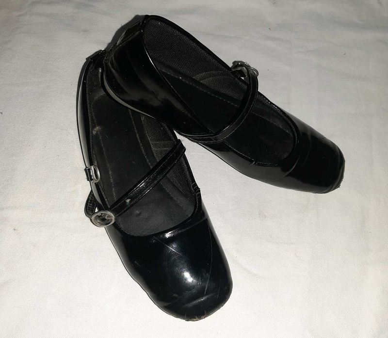 Black Patent Mary Jane Flats