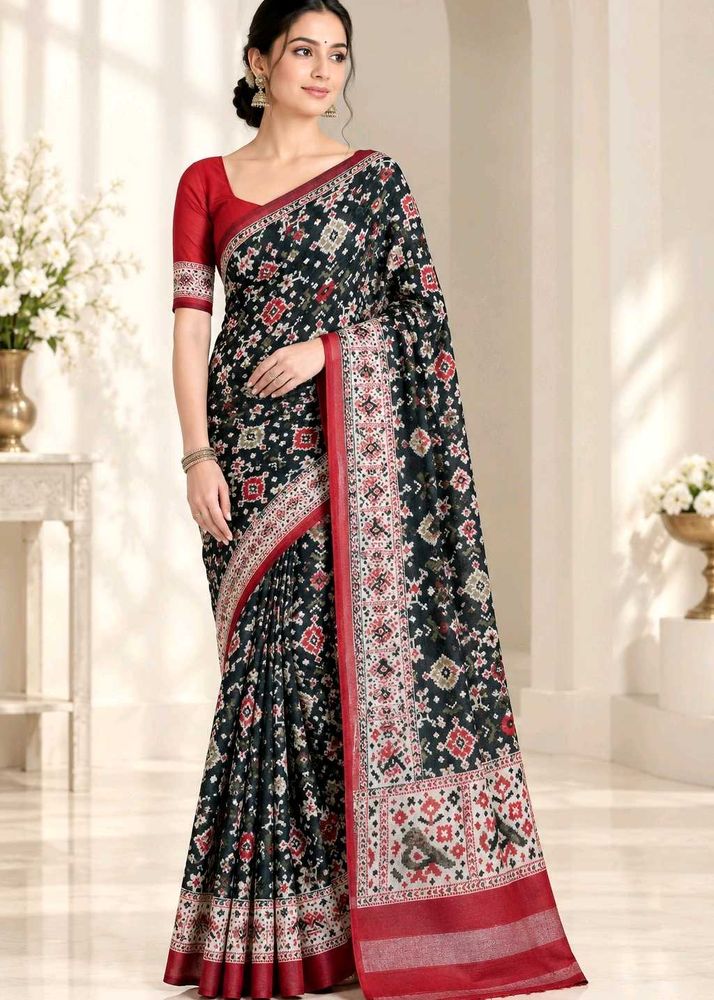 Elegant Dark Saree with Traditional Print