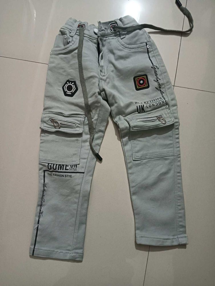 Stylish Light Grey Cargo Jeans for Boys