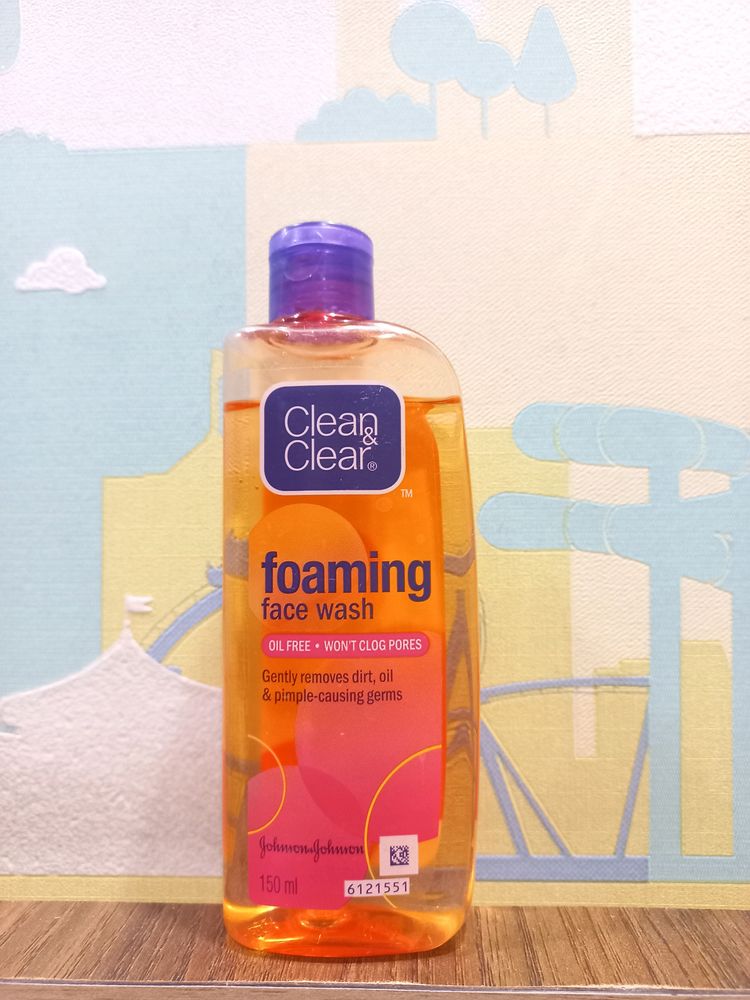 Clean &amp; Clear Facewash