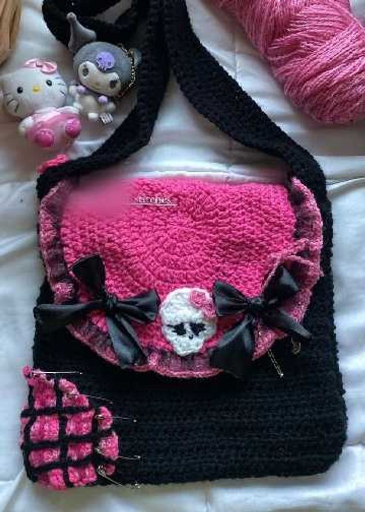 Crochet Skull Crossbody Bag