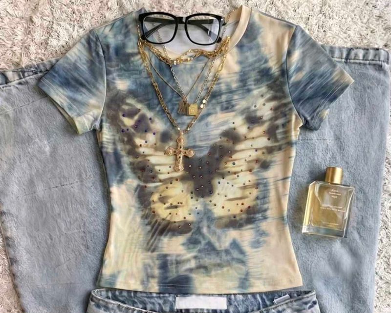 Graphic Print Rhinestone T-Shirt
