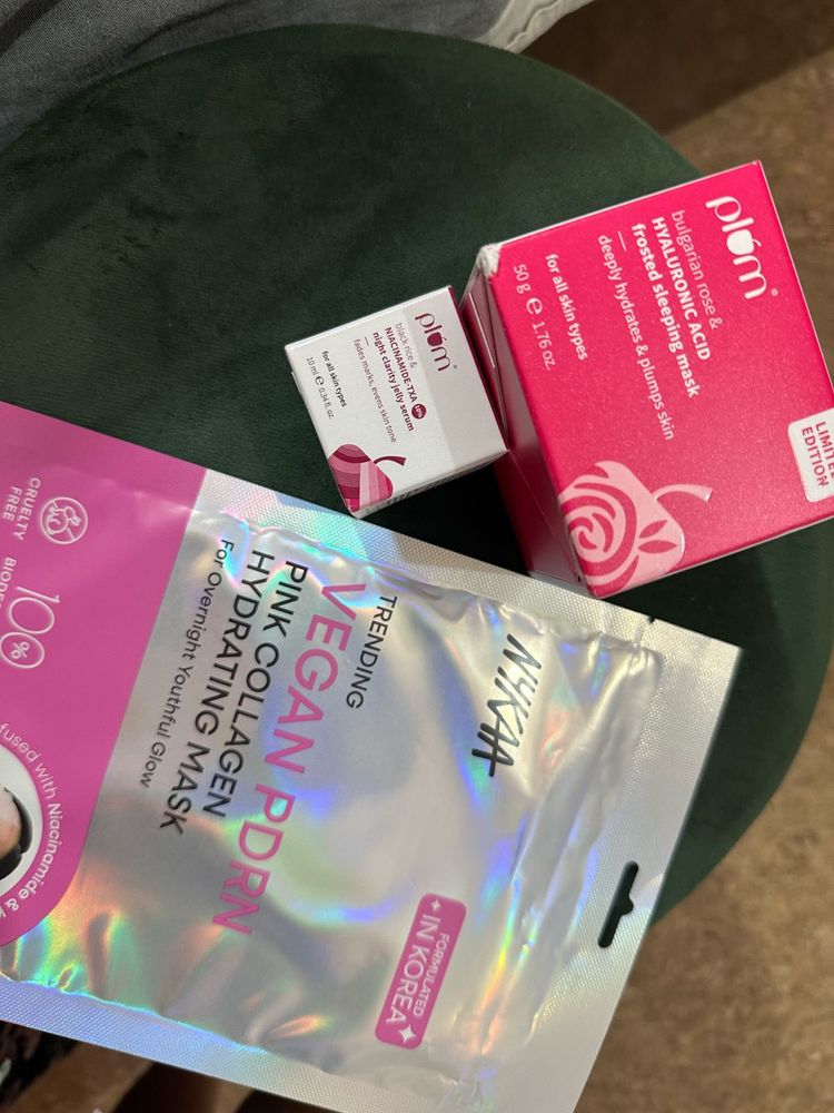 Plum &amp; Nykaa Skincare Set