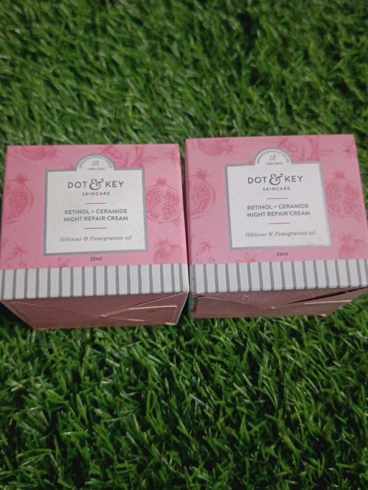 2 Dot &amp; Key Retinol+ Ceramide Night Repair Cream