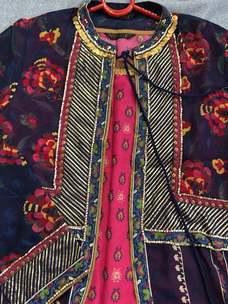 Beautiful Ethnic Kurta Set