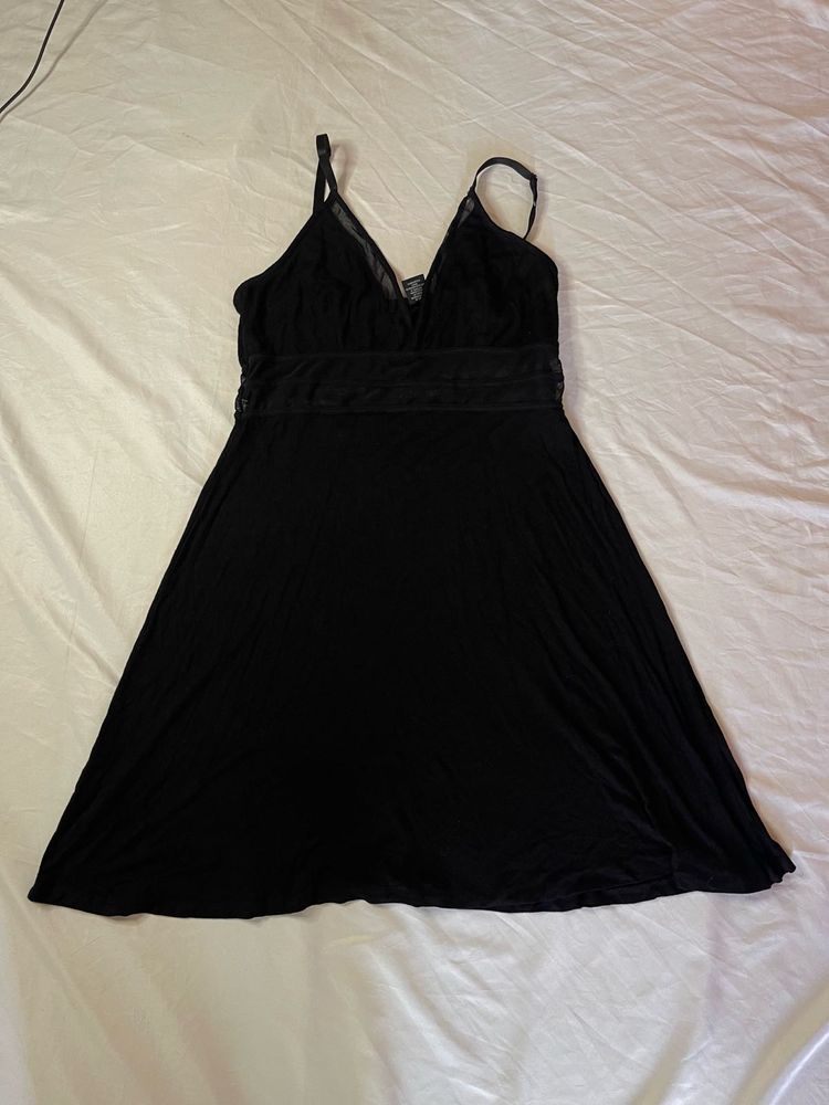 Elegant Black Spaghetti Strap Dress