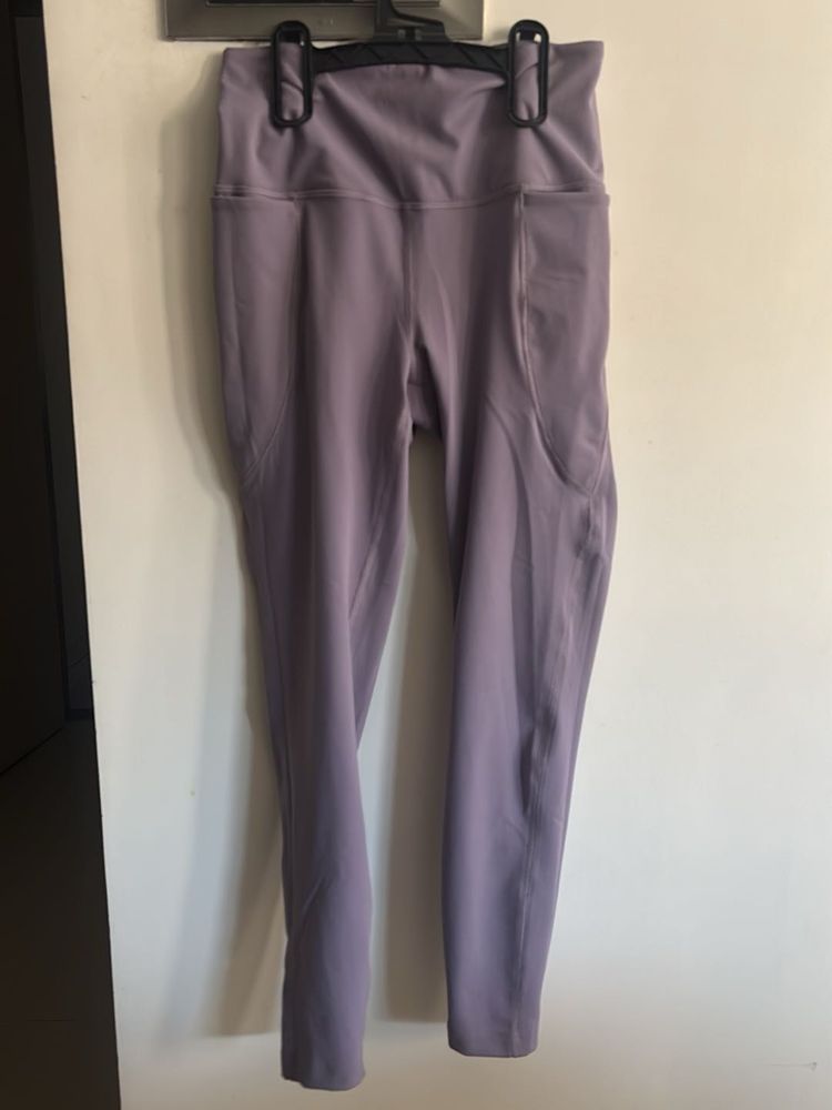 Lavender Gym Leggings