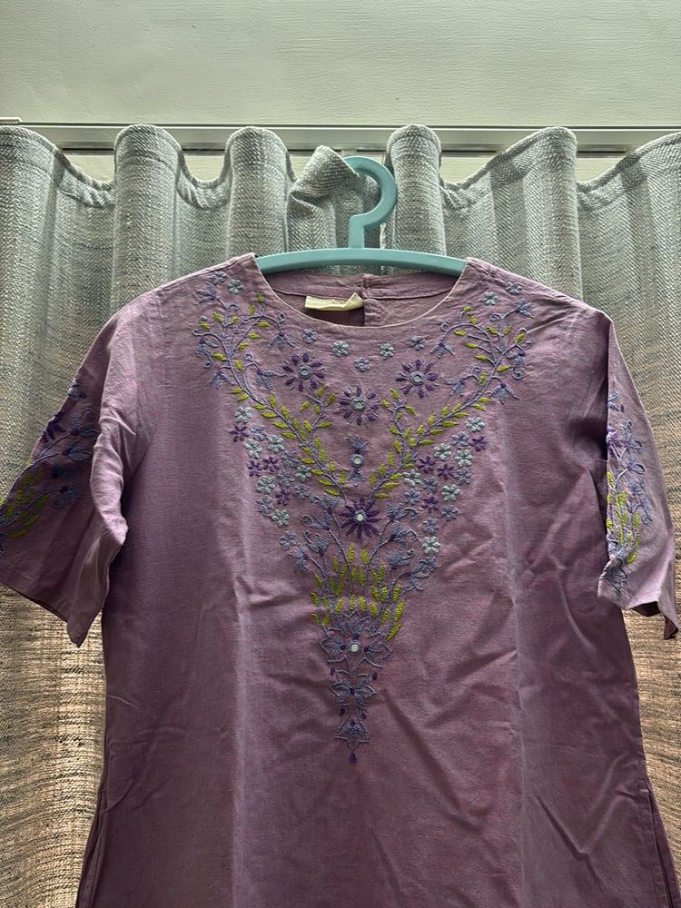 OKHAI Lilac Embroidered Kurta Small Size