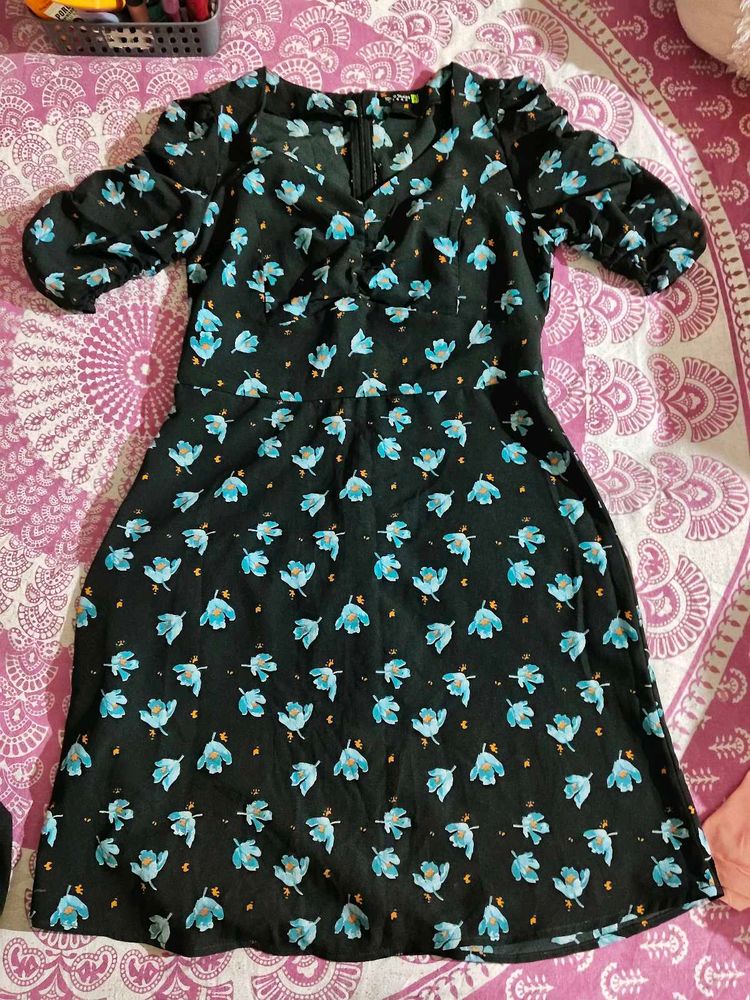 Chic Floral Print Dress