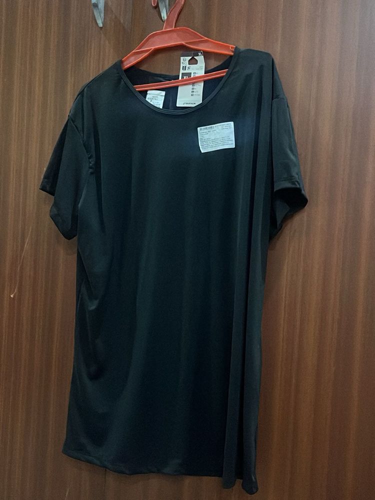 Classic Black Short Sleeve T-Shirt