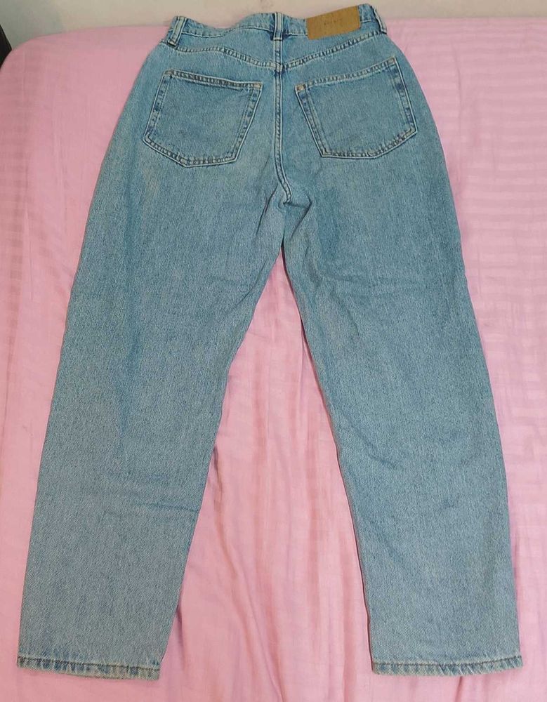 high waist mom jeans