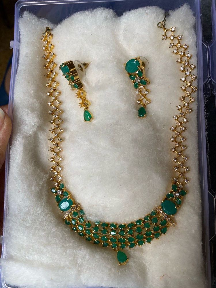 Emerald Green Necklace Set
