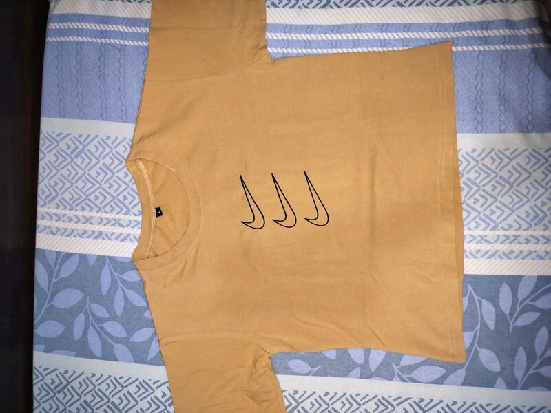 Women's Graphic T-Shirt