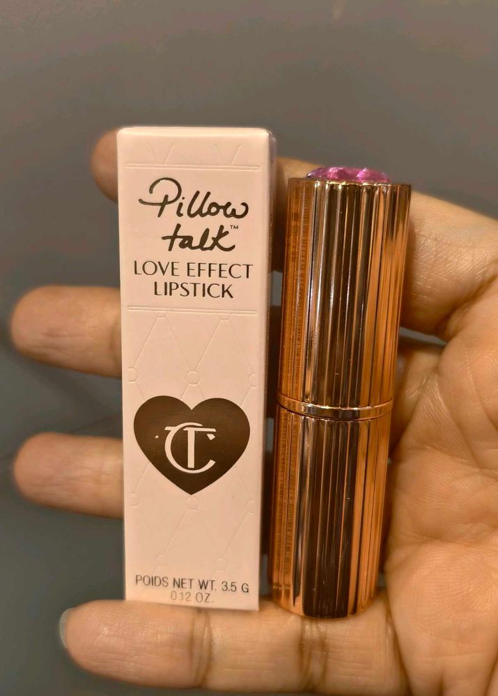 Charlotte Tilbury - Naughty Talk Lipstick