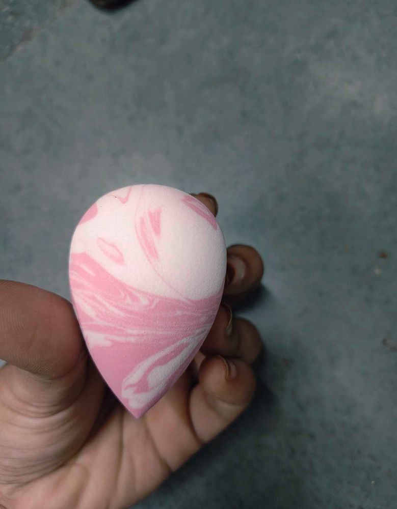 Marbled Makeup Sponge Blender