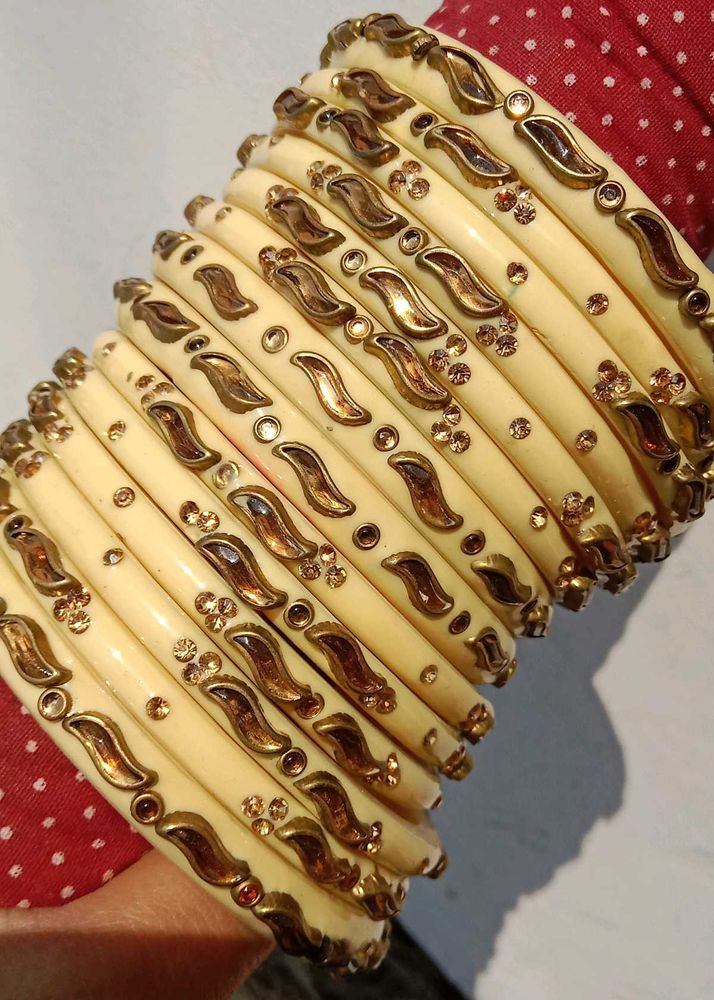 Elegant Cream Bangles with Gold Embellishments