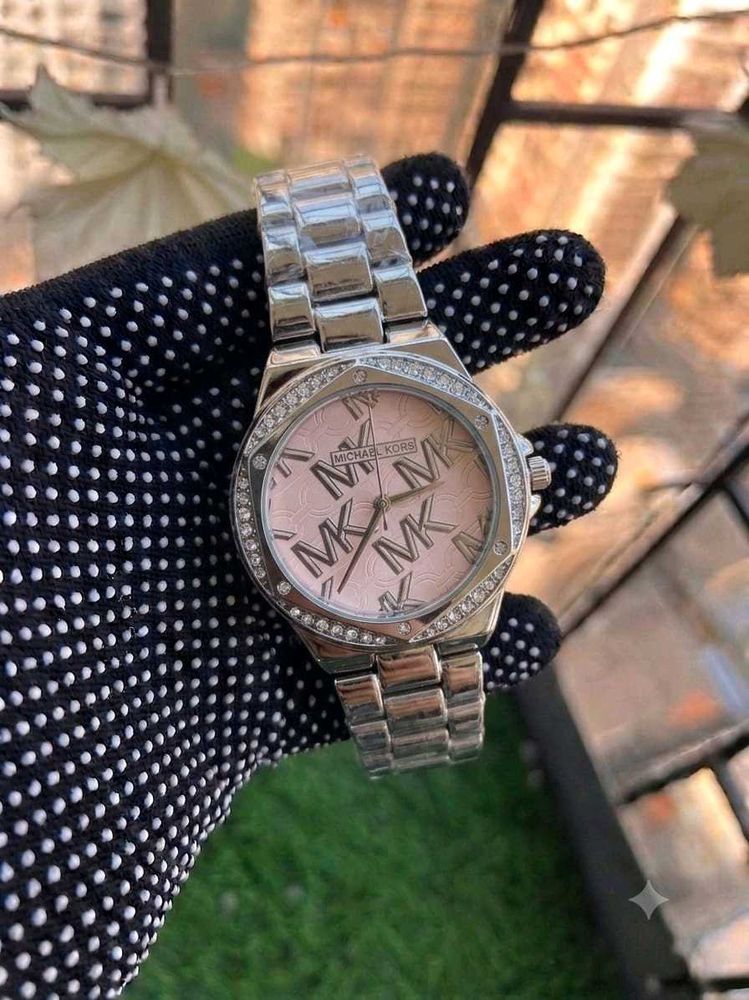 MICHAEL KORS PREMIUM QUALITY LADIES WATCH AT SALE