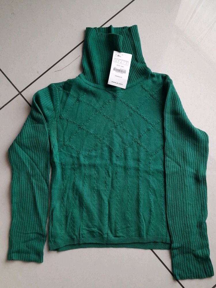 High Neck Top