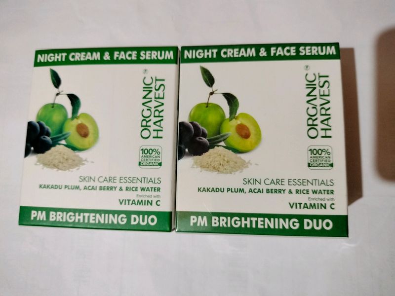 Organic Harvest Vitamin C Face Serum Night Cream 2