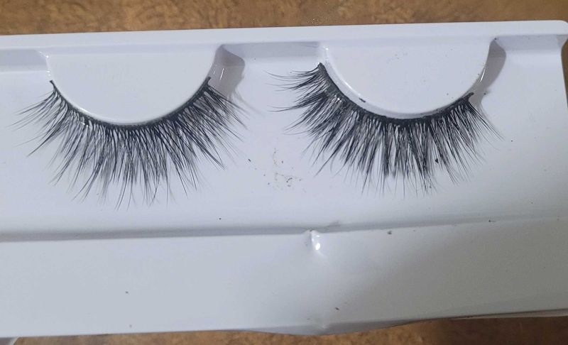 Swiss Beauty Eyelashes