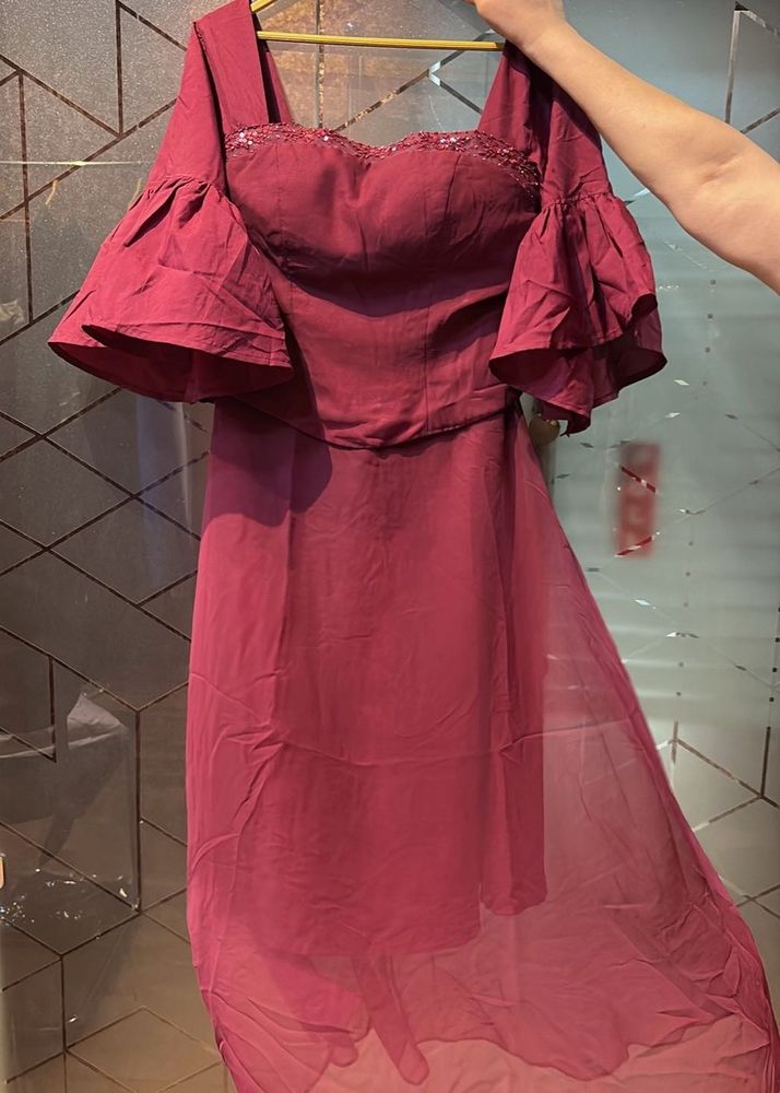 Pintresty burgundy short gown