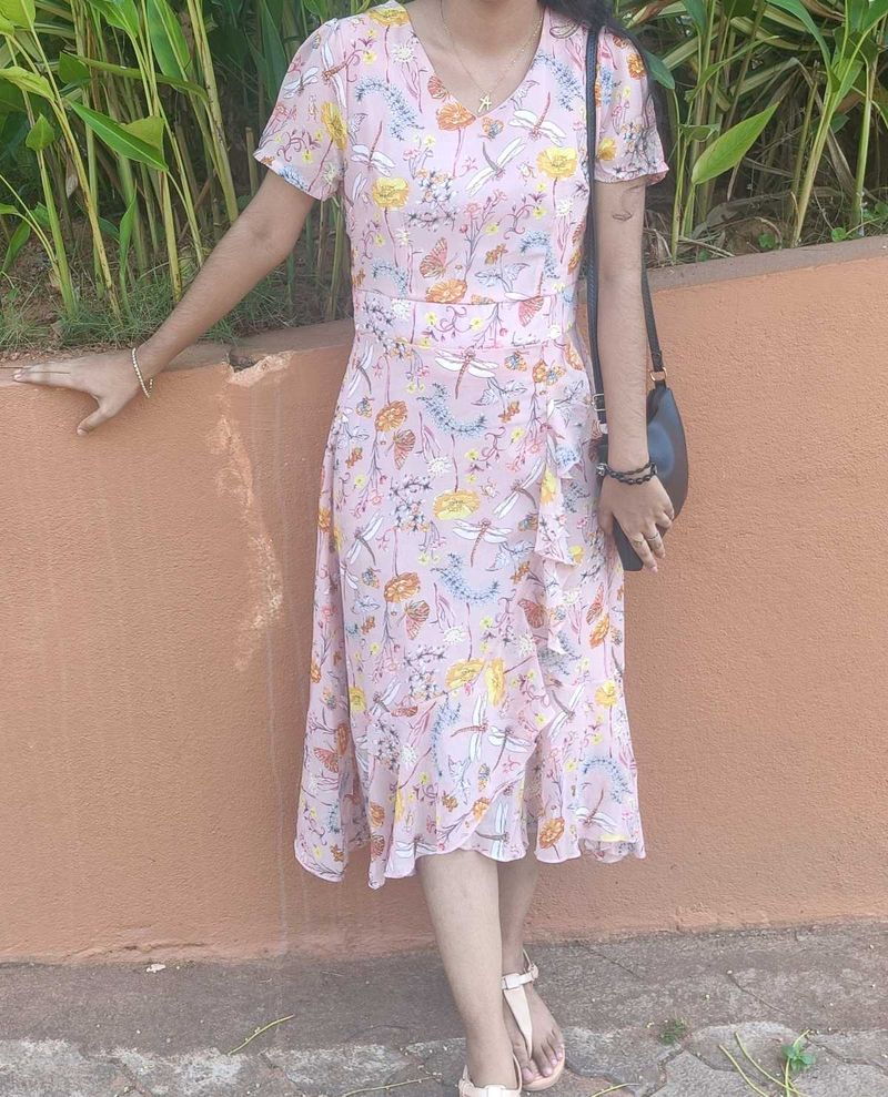 Chic Floral Print Wrap Dress