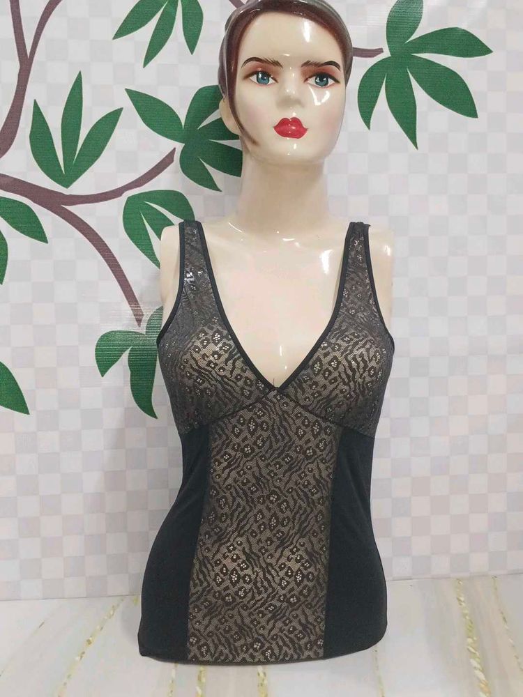 (700)Black Lace V-Neck Tank Top