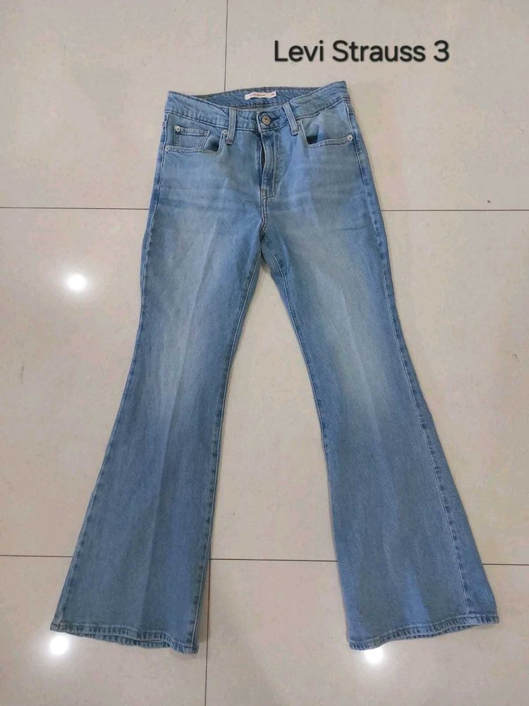 Levi Strauss Flared Jeans - light Blue