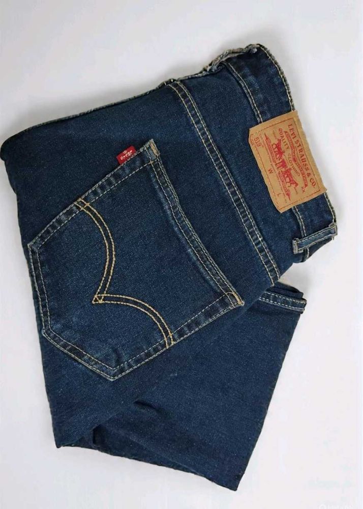 Levi's Dark Wash Jeans 32 west length 36